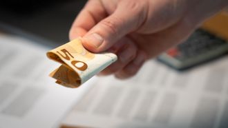 Inkomen van huishoudens stijgt, maar veel minder hard dan vorig jaar