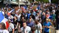 Fransen protesteren tegen de coronamaatregelen.