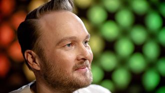 HILVERSUM - Arjen Lubach is door het tijdschrift Broadcast Magazine uitgeroepen tot Mediapersoon van het Jaar in het Hilversumse Beeld & Geluid. ANP SANDER KONING