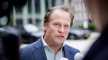 DEN HAAG - Demissionair staatssecretaris Gijs Tuinman staat de pers te woord bij het ministerie van Algemene Zaken. ANP LINA SELG