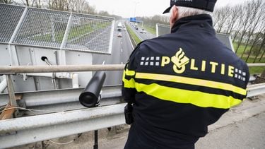 Focusflitsers-boetes-appen-achter-het-stuur