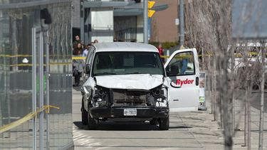 Bestuurder busje rijdt in op mensen in Canada. / EPA