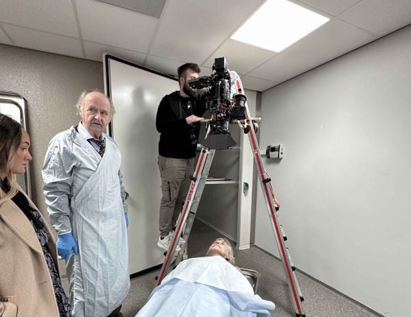 lijk Johan Derksen Opa Cor