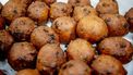 Hoeveel oliebollen moet je eten om 1 kilo aan te komen?