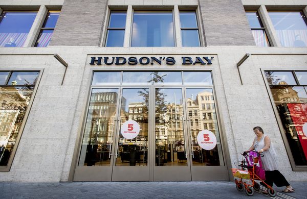 Winkelketen Hudson’s Bay opent tien warenhuizen. Bron: ANP
