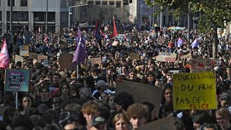 General view taken during a demonstration of high-school students as part of a nationwide protest movement over learning conditions in Marseille on October 6, 2026. Parcoursup is the national online platform used by high-school students to apply for first-year higher education courses, and its abolition is among the demands of pupils who have blocked high schools in recent days over a lack of teachers, overcrowded classes and the pressure of university admissions.
Miguel MEDINA / AFP
