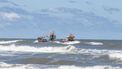 Twee reddingsschepen op de zee bij Ameland.