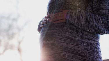 Mama gaat op date: 'Hij kickte op zwangere vrouwen'