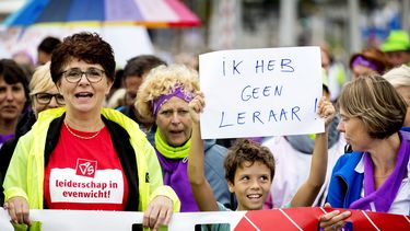 Amsterdamse basisschool 'niet alleen' dicht door lerarentekort
