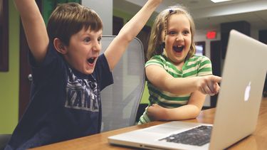 Hoe een slim internetabonnement je maandelijks helpt besparen
