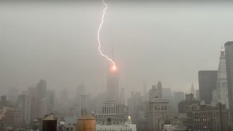 Bijzonder: blikseminslag in Empire State Building