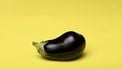 Avocado is uit, aubergine is in.