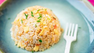 Wat eten we vandaag? Gebakken rijst met instant noodles