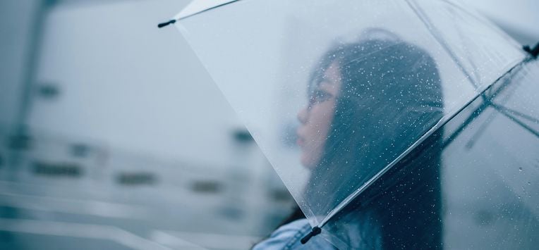 Regen, paraplu, lente, koud weer