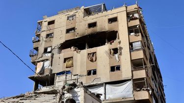 A damaged residential building is pictured after an Israeli strike in Gaza City on June 4, 2026. Israeli attacks on Gaza killed at least eight people on June 4, a spokesman for the civil defence agency in the Palestinian territory told AFP. Despite a truce technically in effect since October, daily violence has rocked the Gaza Strip, over half of which is under Israeli military control in defiance of the ceasefire's terms.
Omar AL-QATTAA / AFP
