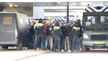 303 Lille-supporters opgepakt in Amsterdam