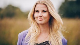 ‘Leeftijdsgenoten krijgen kinderen, ik ben daar nog niet aan toe’: voor Merel (30) voelt het alsof haar leven stilstaat