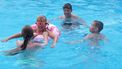 Meisjes (10) redden kind van verdrinkingsdood