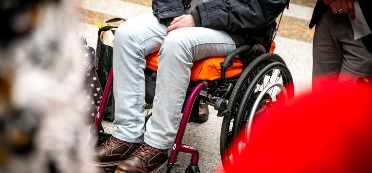 Onderzoekers waarschuwen: deze vijf vroege symptomen van MS zien veel mensen over het hoofd