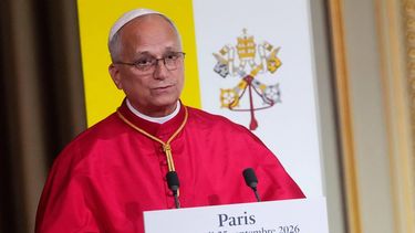 Pope Leo XIV delivers a speech during a ceremony following his meeting with France's President at the Elysee Presidential Palace, in Paris on September 25, 2026 at the start of Pope's four days visit to France. 
Teresa SUAREZ / POOL / AFP