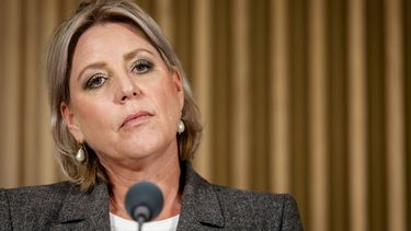 DEN HAAG - Rianne Letschert, minister van Onderwijs, Cultuur en Wetenschap, staat de pers te woord op het ministerie van Algemene Zaken over omroep Ongehoord Nederland (ON!) na een gesprek met directeur Peter Vlemmix. SEM VAN DER WAL / ANP