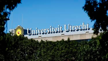 Vier Nederlandse universiteiten gaan Europees. 