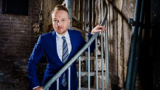 Arjen Lubach fileert Rutte in Zondag Met Lubach