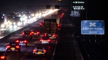 Licht 's nachts weer aan op snelwegen