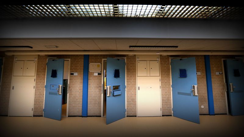 Gevangenis Leeuwarden - ANP Gevangenisbewaarder Marcel: 'Een gedetineerde probeerde mij te wurgen'