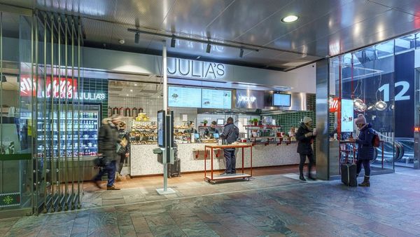 Julia’s op Rotterdam Centraal geniet van nieuwe uitstraling
