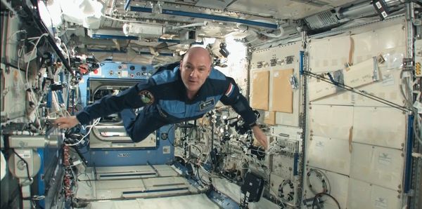 ruimteschip_aarde-andre kuipers