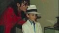 Micheal Jackson en Wade Robson. Foto: HBO