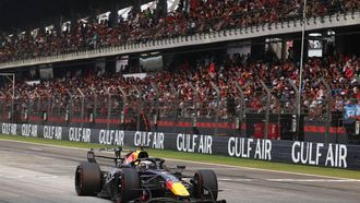 epa13280240 Red Bull Racing driver Max Verstappen of Netherlands competes in the 2026 Formula 1 Bahrain Grand Prix at the Sepang International Circuit in Malaysia, in Sepang, Malaysia, 04 October 2026.  EPA/ANNICE LYN / POOL