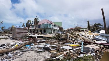 8 september: Chaos Sint-Maarten, noodhulp op gang