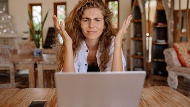 Consumenten lopen vast bij chatbots: echte medewerker vaak lastig te bereiken