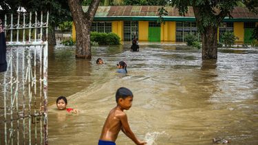 Dodental Filipijnen na tropische storm loopt rap op