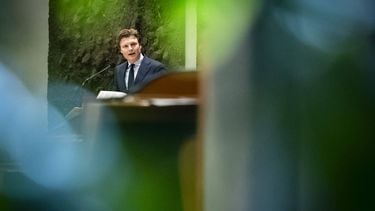 DEN HAAG - Ruben Brekelmans (VVD) tijdens een debat in de plenaire zaal van de Tweede Kamer over 4 jaar oorlog in Oekraïne. REMKO DE WAAL / ANP