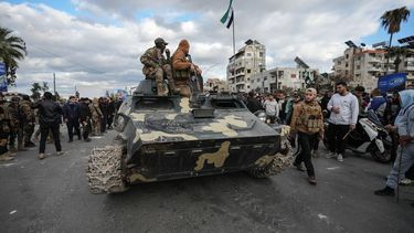 epa12615658 Syrian Security forces stand atop a military vehicle as forces are deployed after clashes erupted during a protest by members of the Alawite community in the city of Latakia, Syria, 28 December 2025. The protesters gathered against attacks targeting the Alawite community after a bombing at the Imam Ali bin Abi Talib Mosque in an Alawite neighborhood of Homs province on 26 December, in which at least eight people were killed and more than a dozen injured.  EPA/AHMAD FALLAHA