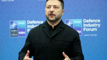 epa13094451 Ukrainian President Volodymyr Zelenskyy (L) attends a press conference with Secretary-General of NATO Mark Rutte (not pictured) at the NATO Defense Industry Forum in Ankara, Turkey, 07 July 2026. The summit will take place on 07–08 July, focusing on strengthening defense industrial production and securing long-term military aid for Ukraine.  EPA/FILIP SINGER