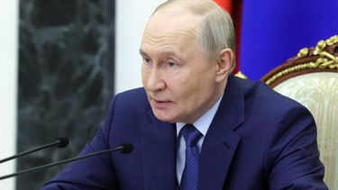 In this pool photograph distributed by the Russian state agency Sputnik, Russia's President Vladimir Putin chairs a meeting on economic issues in Moscow on May 15, 2026. 
Mikhail METZEL / POOL / AFP