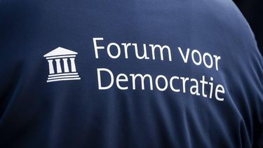 2023-10-08 11:38:22 EEFDE - Logo Forum voor Democratie tijdens de aftrap van de landelijke campagne van politieke partij Forum voor Democratie op Landgoed Huis de Voorst. ANP SANDER KONING