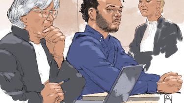 UTRECHT - Rechtbanktekening van Hamzah L. tijdens een pro-formazitting in de rechtbank van Utrecht. De 29-jarige man wordt verdacht van moord op het 11-jarige meisje Sohani in Nieuwegein, die hij met een mes zou hebben neergestoken. links advocaat van Hamzah L. Bert Kortz, dan Hamzah L. en rechts de Officier van Justitie. ANP ALOYS OOSTERWIJK