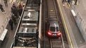 De bestuurster van een BMW is per ongeluk op het spoor in een tramtunnel in Brussel beland.