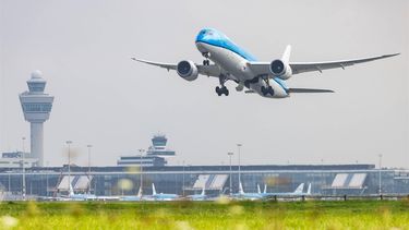 SCHIPHOL - De luchthaven Schiphol voorafgaand aan de presentatie van de financiele halfjaarresultaten. ANP JEFFREY GROENEWEG