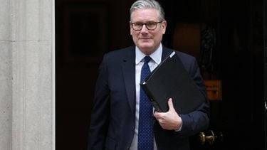 Britain's Prime Minister Keir Starmer leaves 10 Downing Street in central London on April 20, 2026.  Britain's embattled Prime Minister Keir Starmer was expected to face lawmakers in parliament on April 20 as he bids to quell anger over an unrelenting scandal involving long-time Jeffrey Epstein associate Peter Mandelson.
CARLOS JASSO / AFP